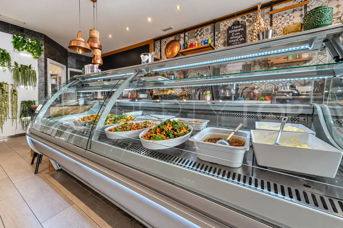 Restaurante a la venta en Marbella - Puerto Banus