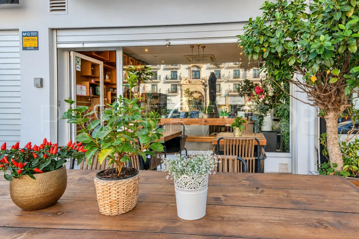 Restaurante a la venta en Marbella - Puerto Banus