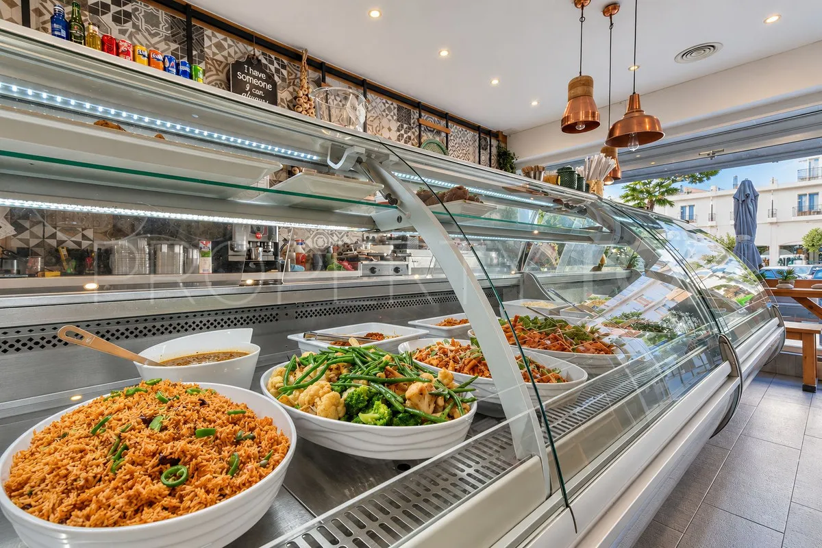 Restaurante a la venta en Marbella - Puerto Banus