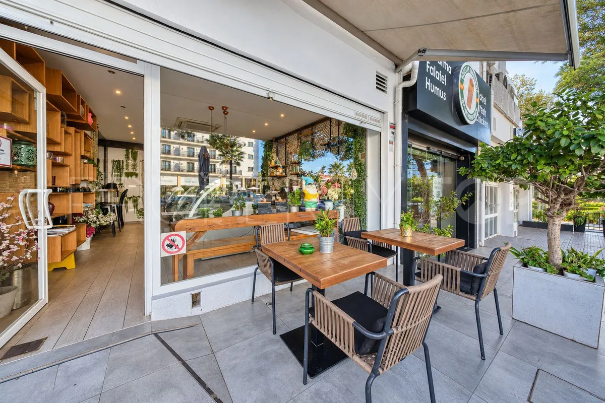 Restaurante a la venta en Marbella - Puerto Banus