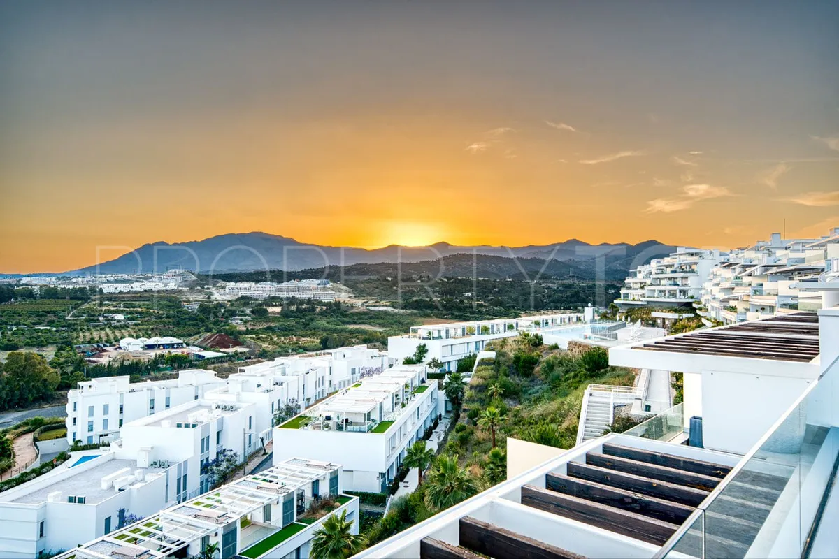 Penthouse with 2 bedrooms for sale in Estepona