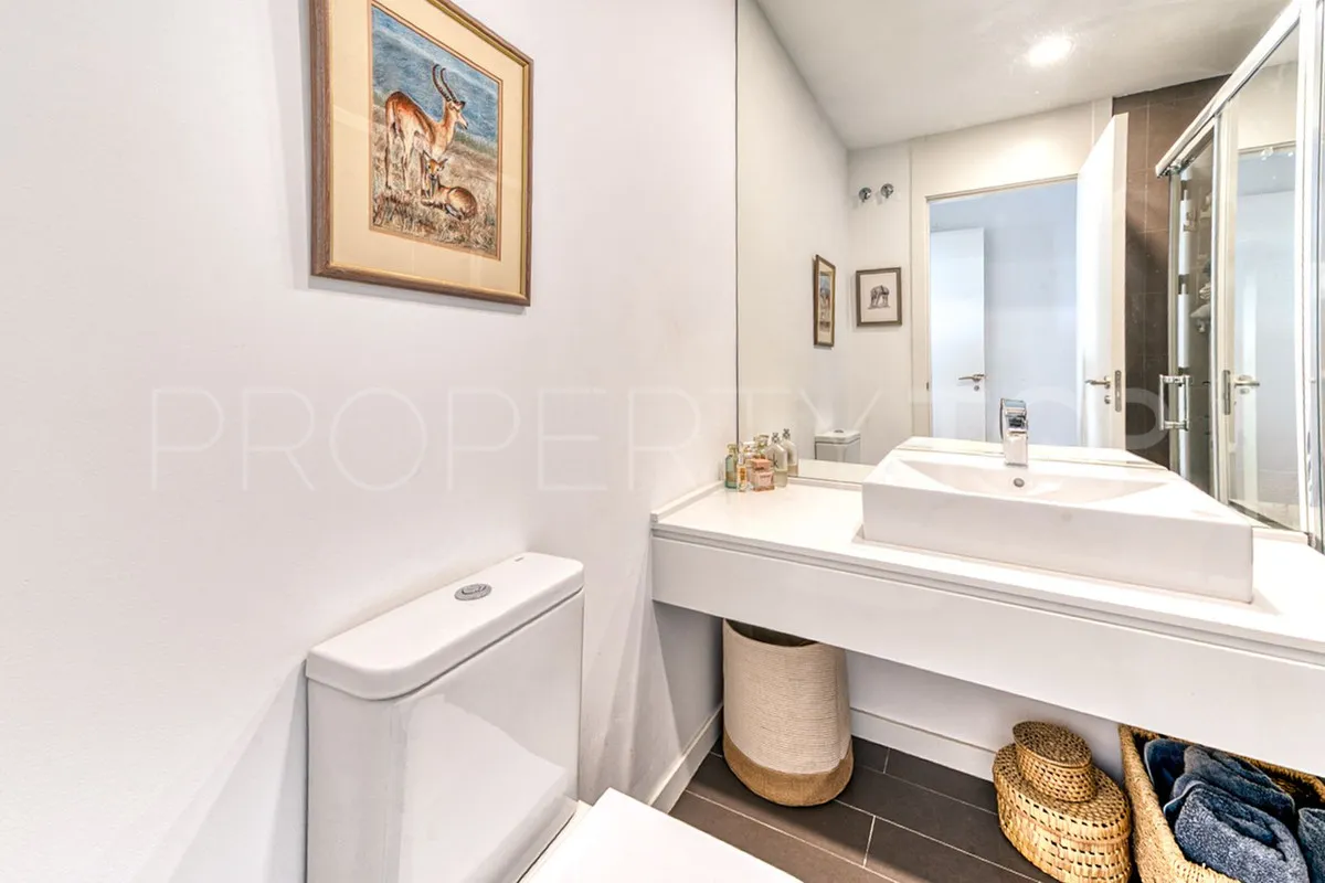 Penthouse with 2 bedrooms for sale in Estepona
