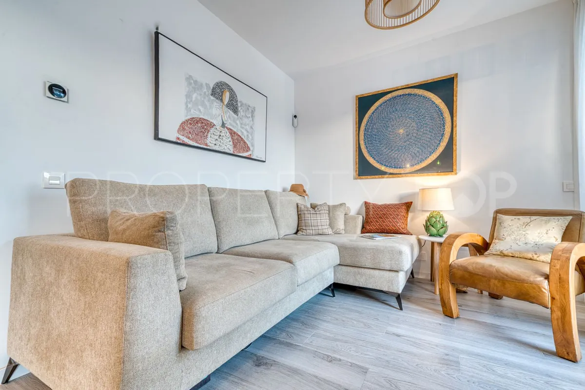 Penthouse with 2 bedrooms for sale in Estepona