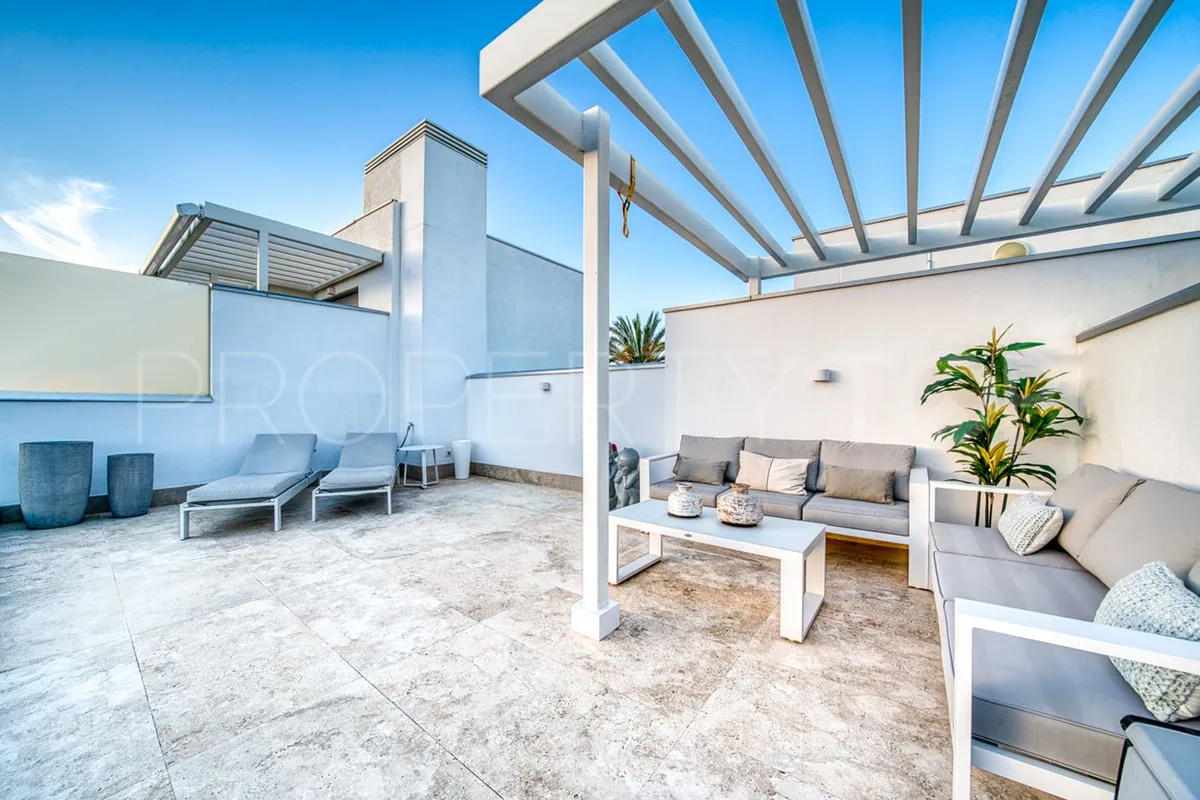 Penthouse with 2 bedrooms for sale in Estepona