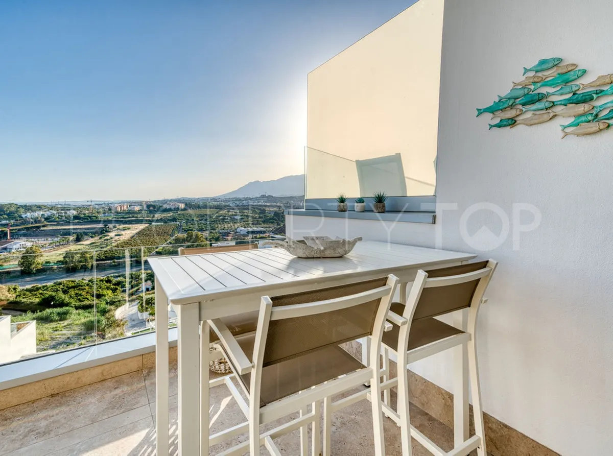 Penthouse with 2 bedrooms for sale in Estepona