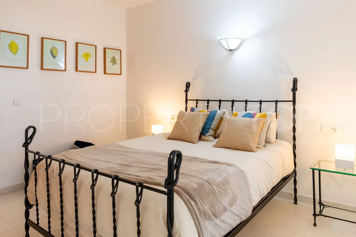 2 bedrooms apartment in Fuengirola for sale
