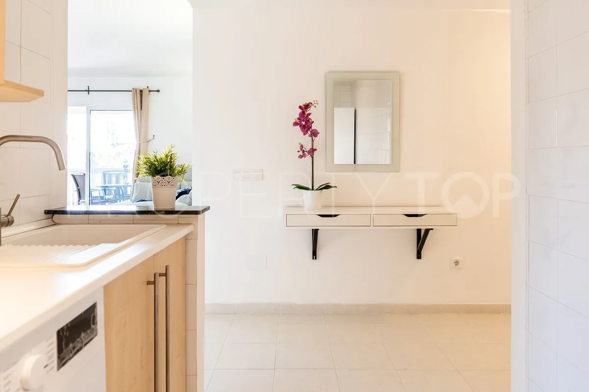 2 bedrooms apartment in Fuengirola for sale