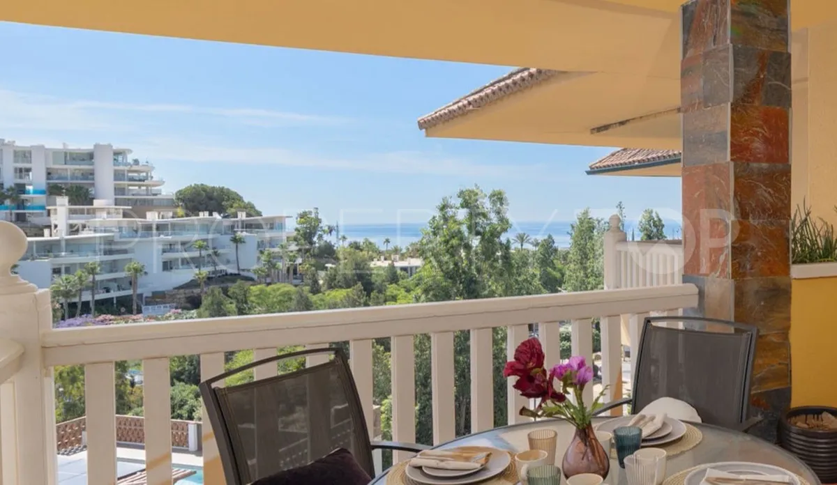 2 bedrooms apartment in Fuengirola for sale