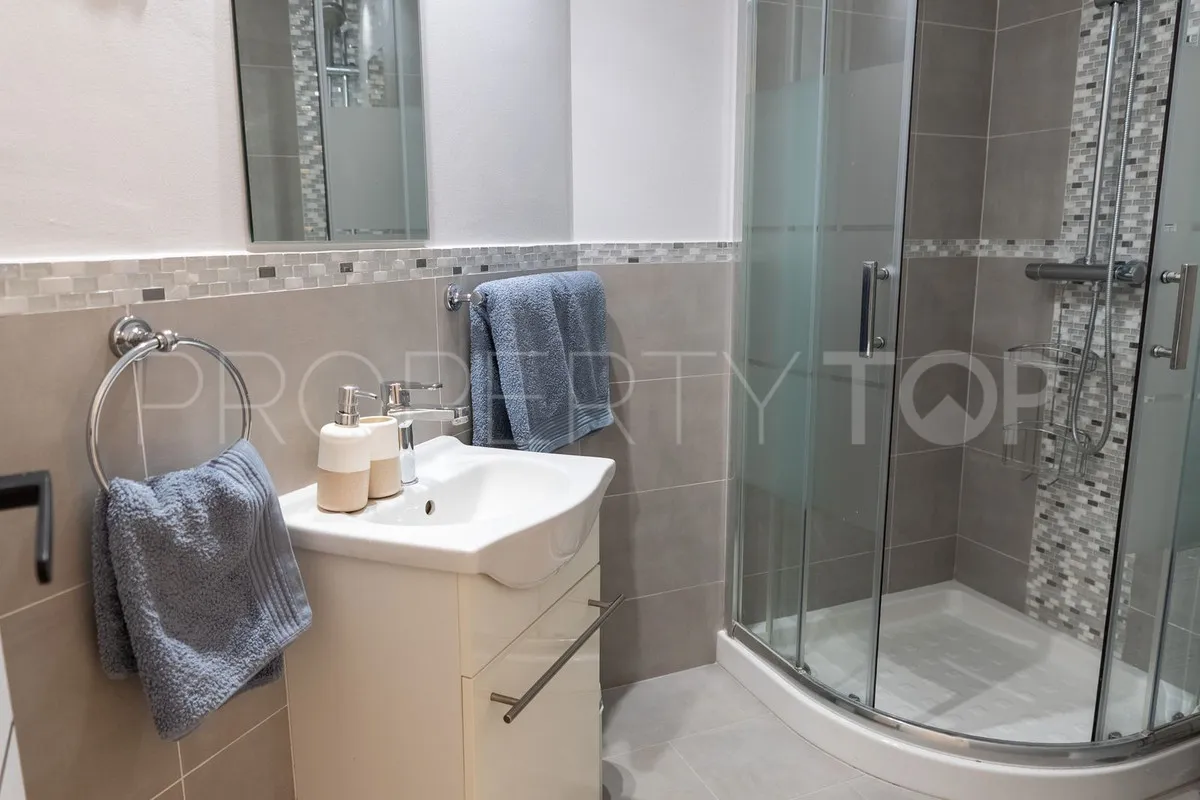 2 bedrooms apartment in Fuengirola for sale