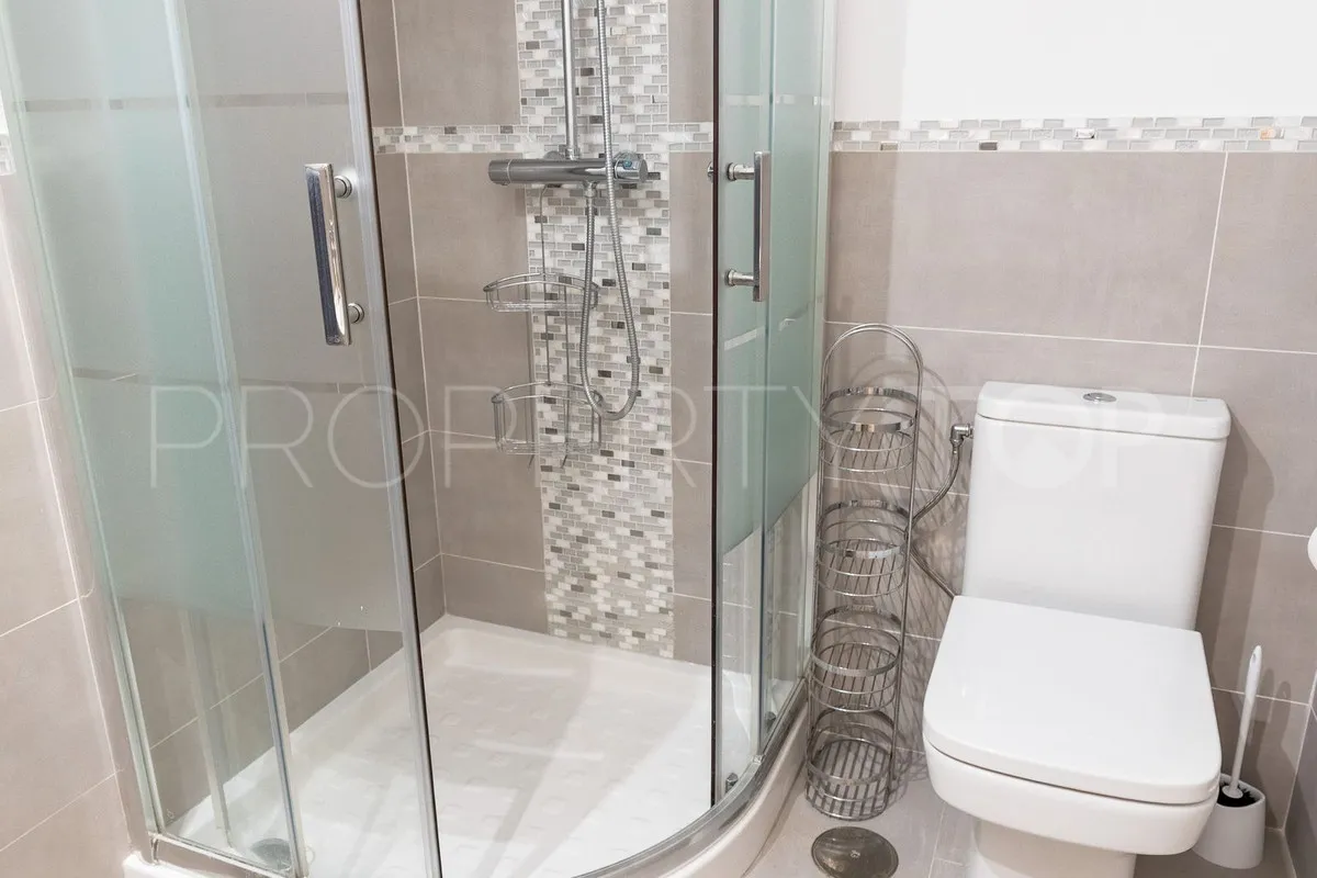 2 bedrooms apartment in Fuengirola for sale