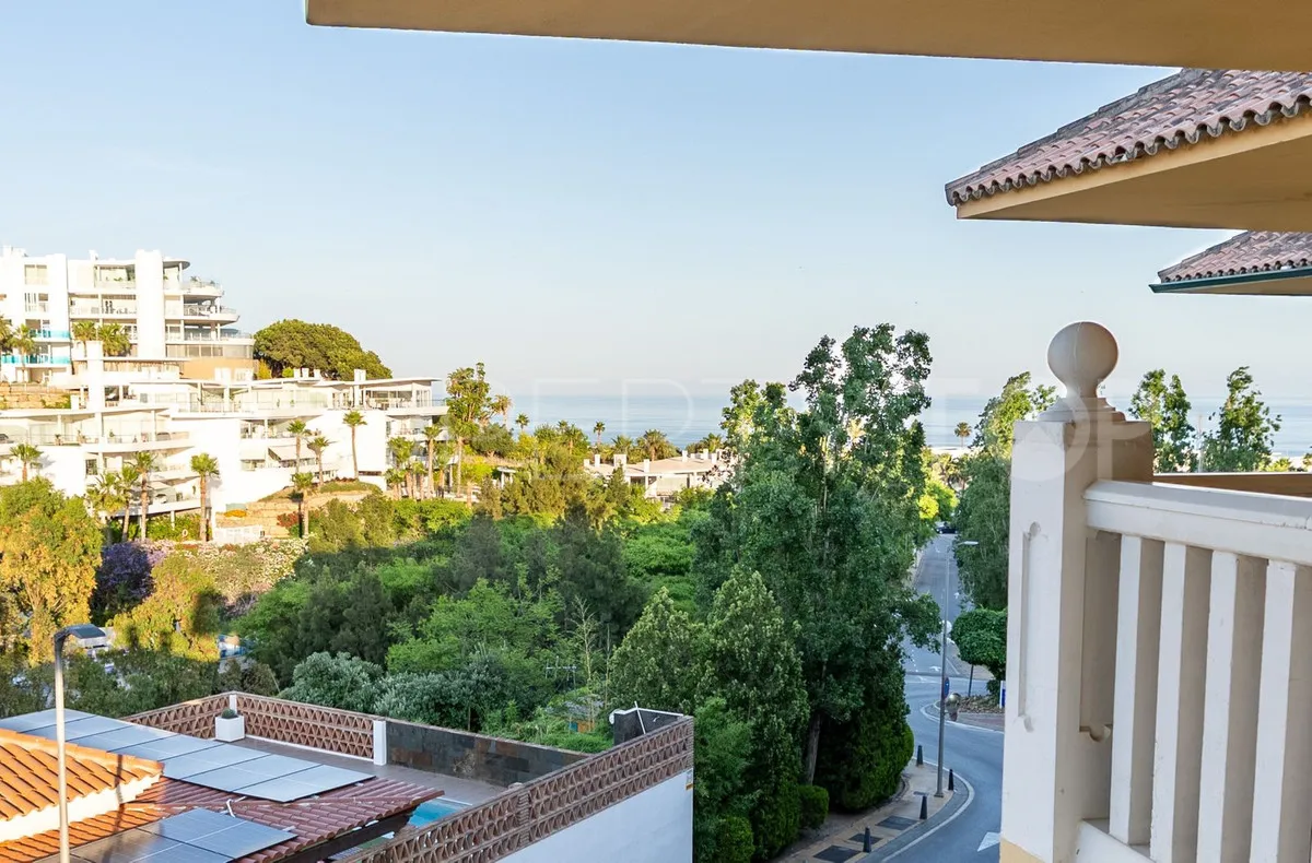 2 bedrooms apartment in Fuengirola for sale