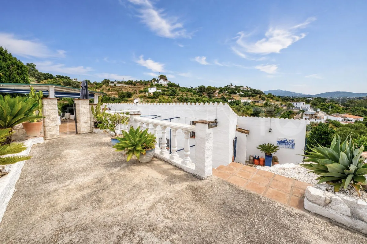 For sale villa in Alhaurin el Grande