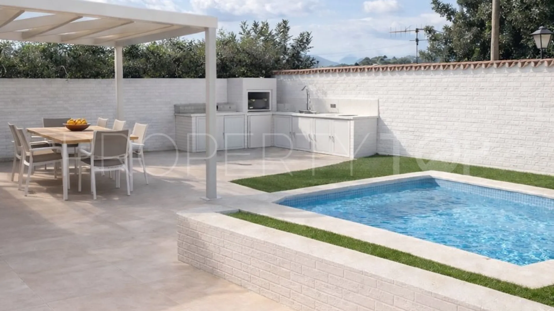 Villa de 4 dormitorios en venta en Torreblanca