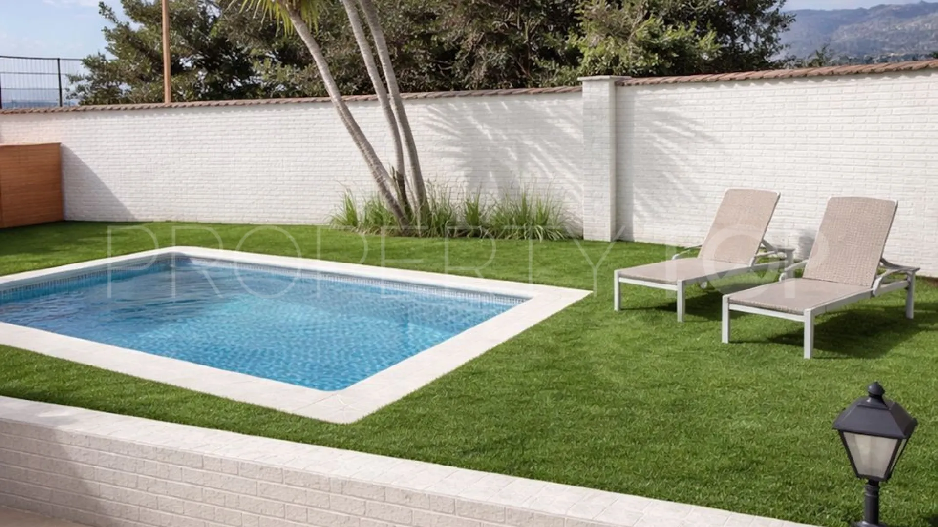 Villa de 4 dormitorios en venta en Torreblanca