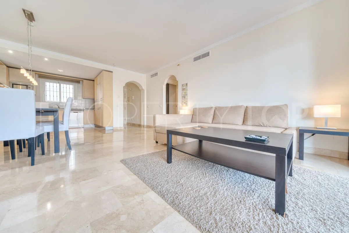 Apartamento planta baja en venta en Calahonda