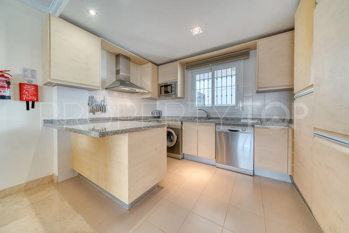 Apartamento planta baja en venta en Calahonda