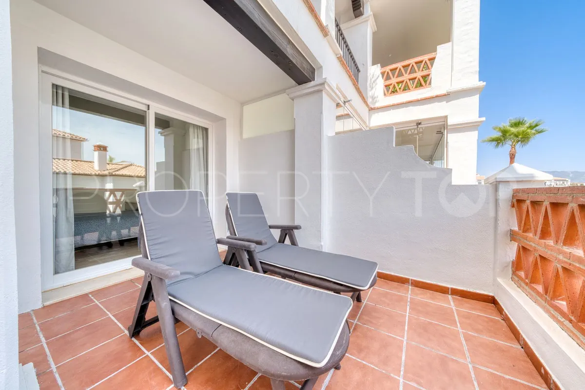 Apartamento planta baja en venta en Calahonda