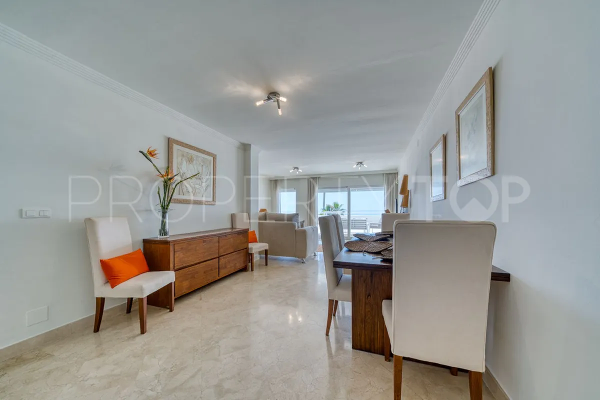 Buy Estepona 2 bedrooms ground floor apartment