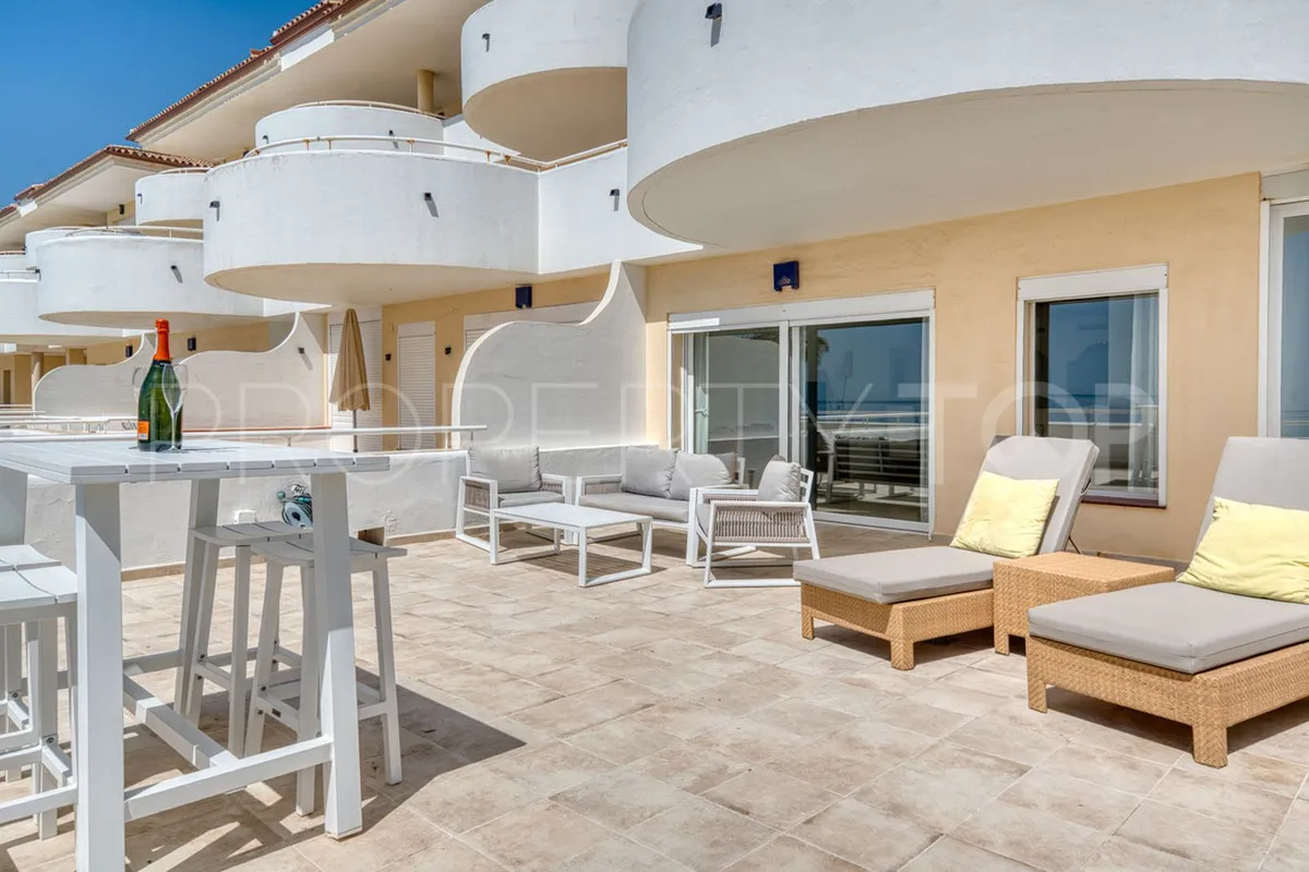 Buy Estepona 2 bedrooms ground floor apartment