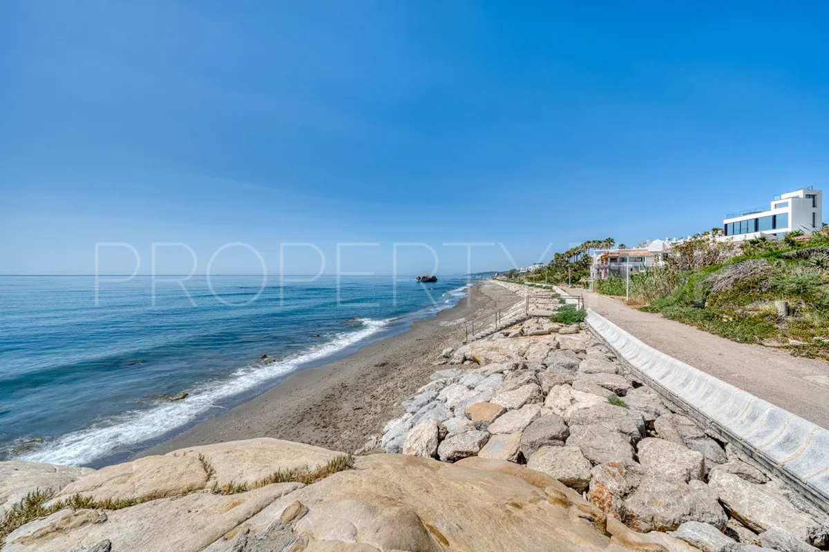 Buy Estepona 2 bedrooms ground floor apartment