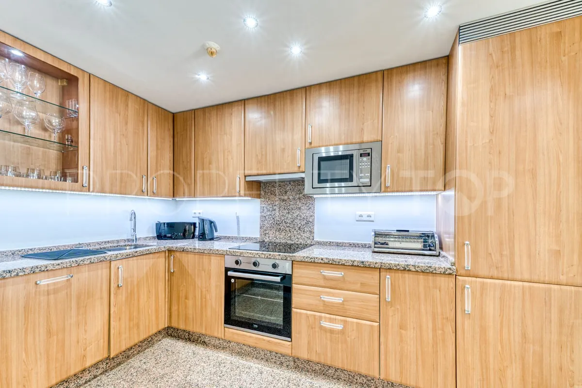 Buy Estepona 2 bedrooms ground floor apartment