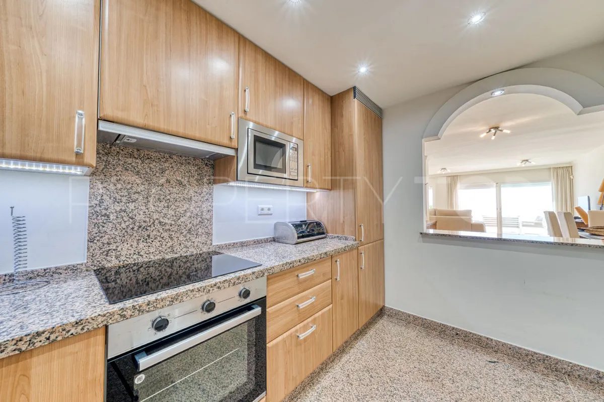 Buy Estepona 2 bedrooms ground floor apartment