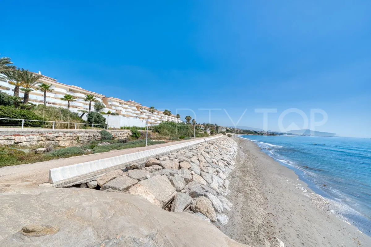 Buy Estepona 2 bedrooms ground floor apartment