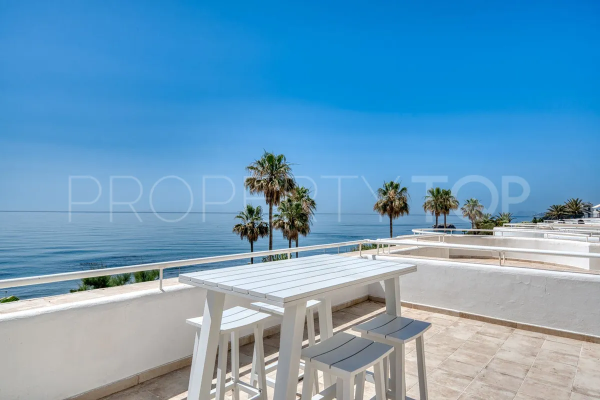 Buy Estepona 2 bedrooms ground floor apartment
