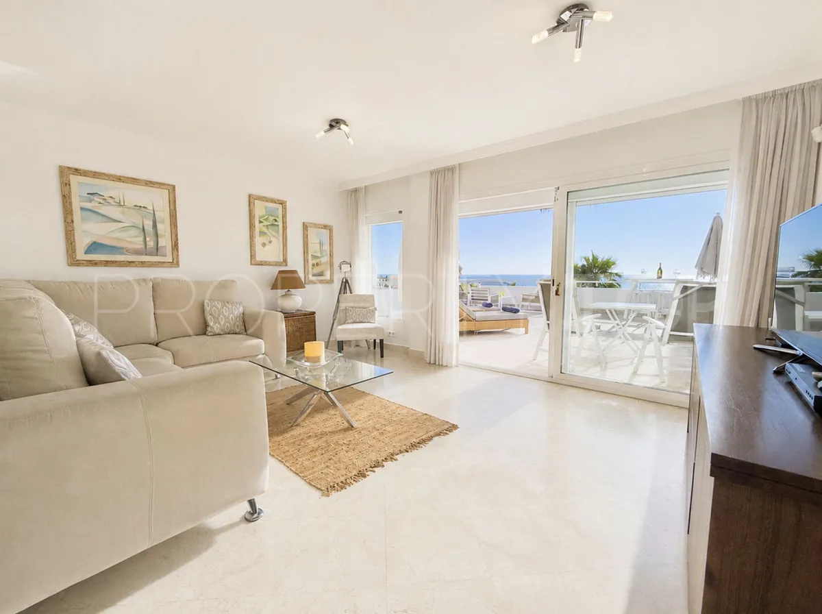 Buy Estepona 2 bedrooms ground floor apartment