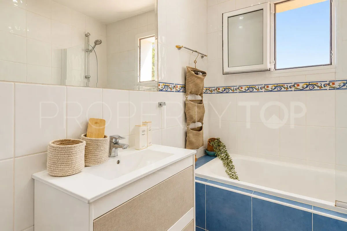 For sale ground floor apartment with 2 bedrooms in Riviera del Sol