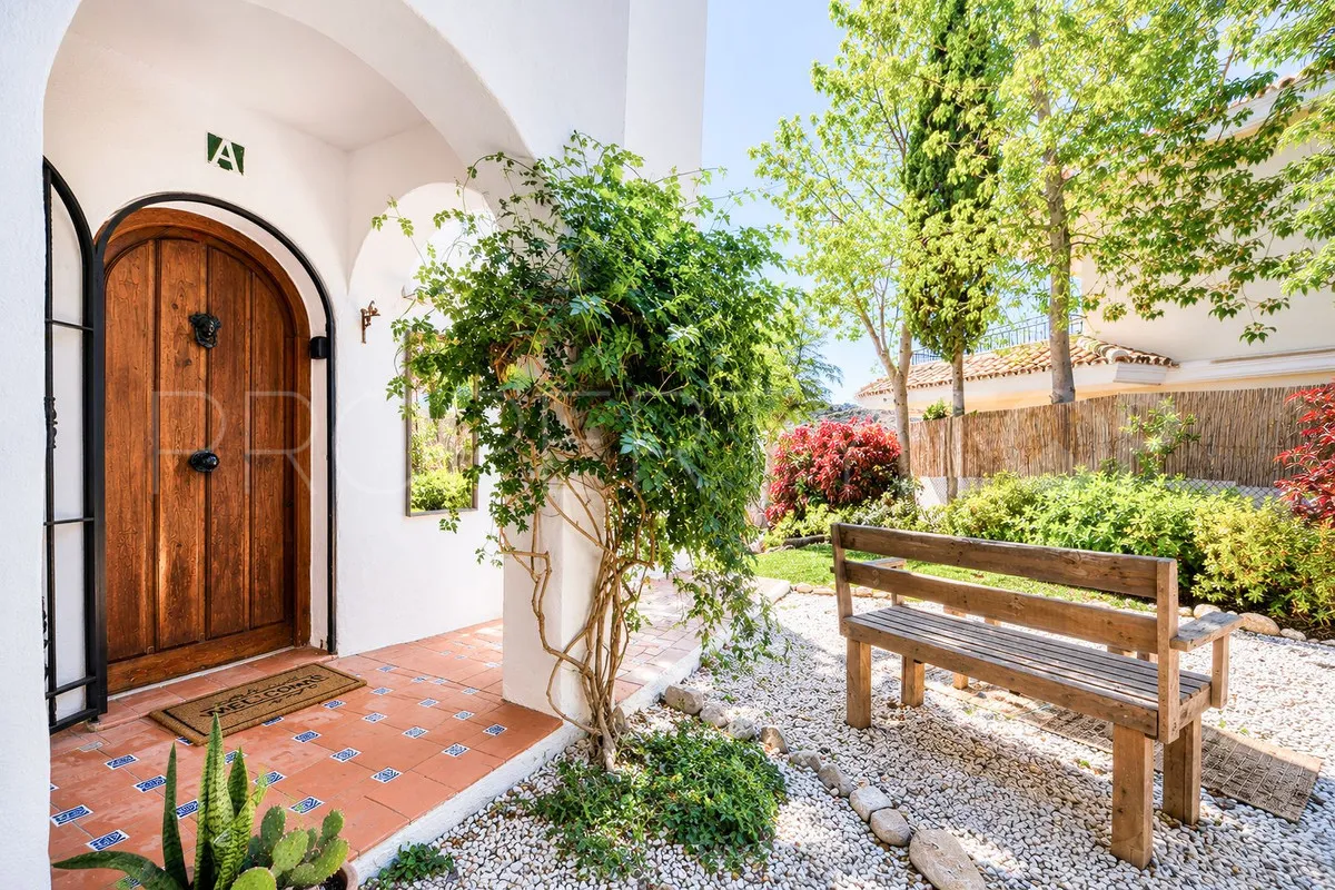 For sale ground floor apartment with 2 bedrooms in Riviera del Sol