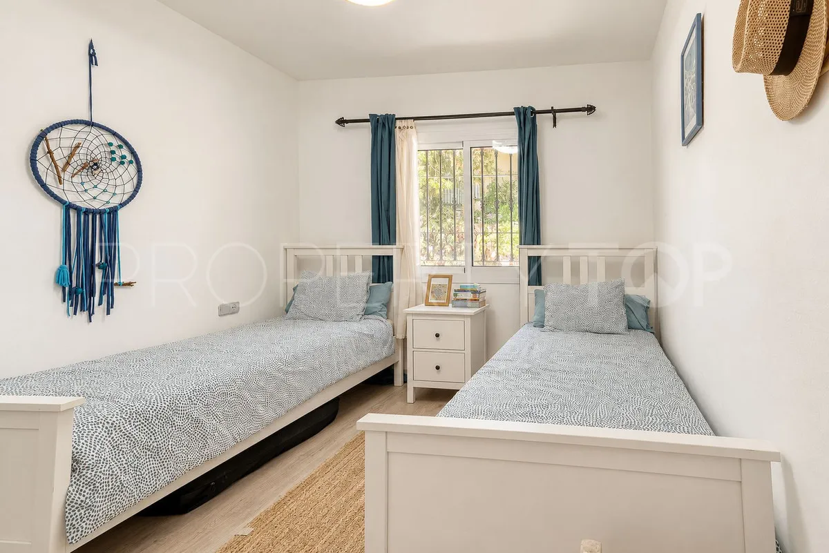 For sale ground floor apartment with 2 bedrooms in Riviera del Sol