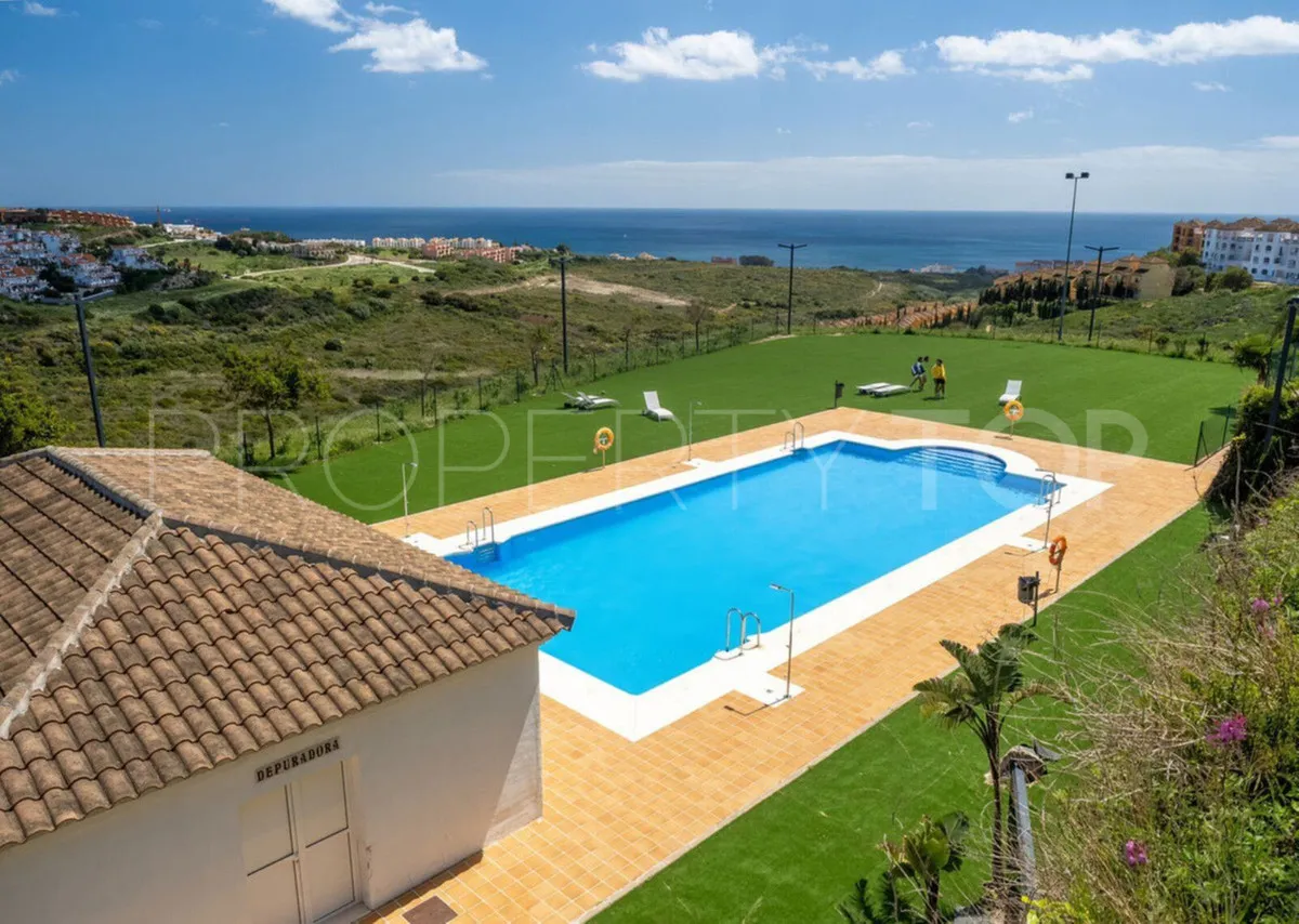 For sale La Duquesa 3 bedrooms apartment