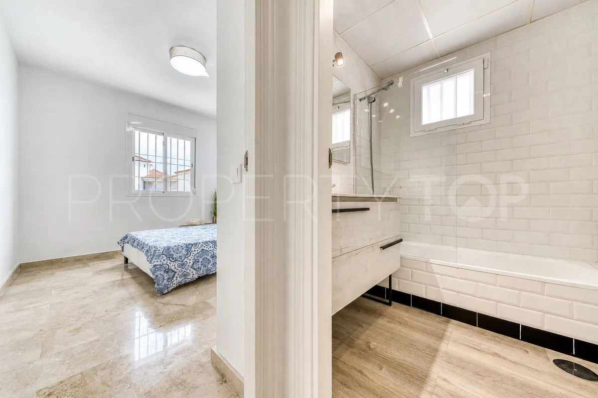 La Duquesa, apartamento planta baja en venta