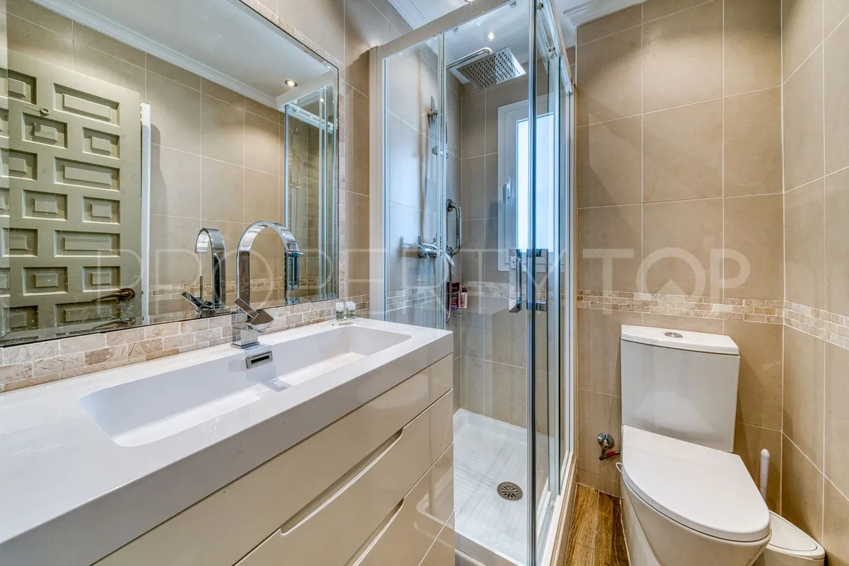 Ground floor apartment for sale in Aloha