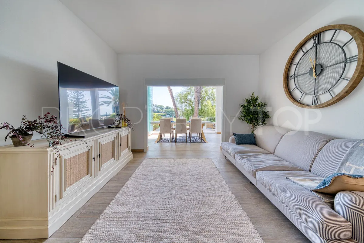 Ground floor apartment for sale in Aloha