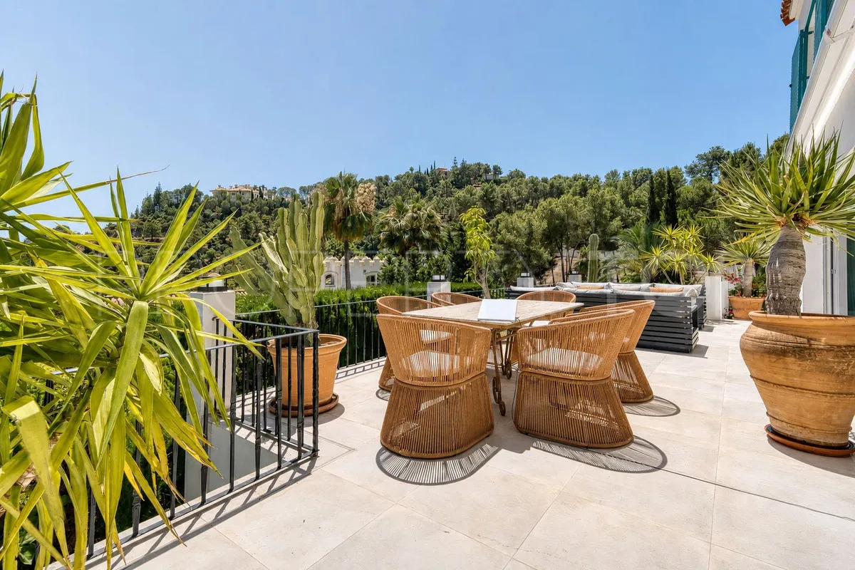 For sale El Madroñal villa