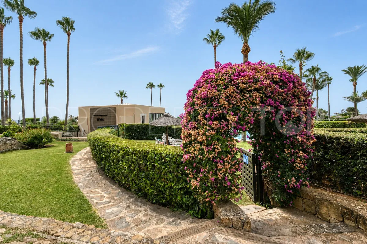 2 bedrooms apartment in New Golden Mile for sale