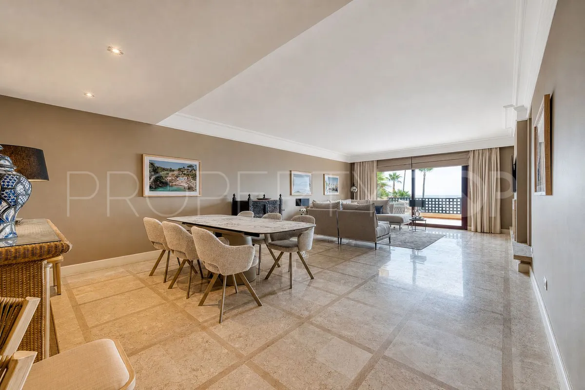 2 bedrooms apartment in New Golden Mile for sale