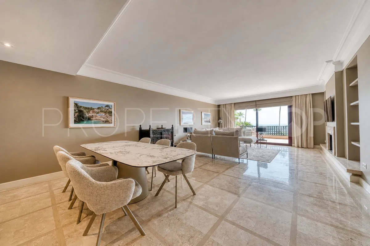2 bedrooms apartment in New Golden Mile for sale