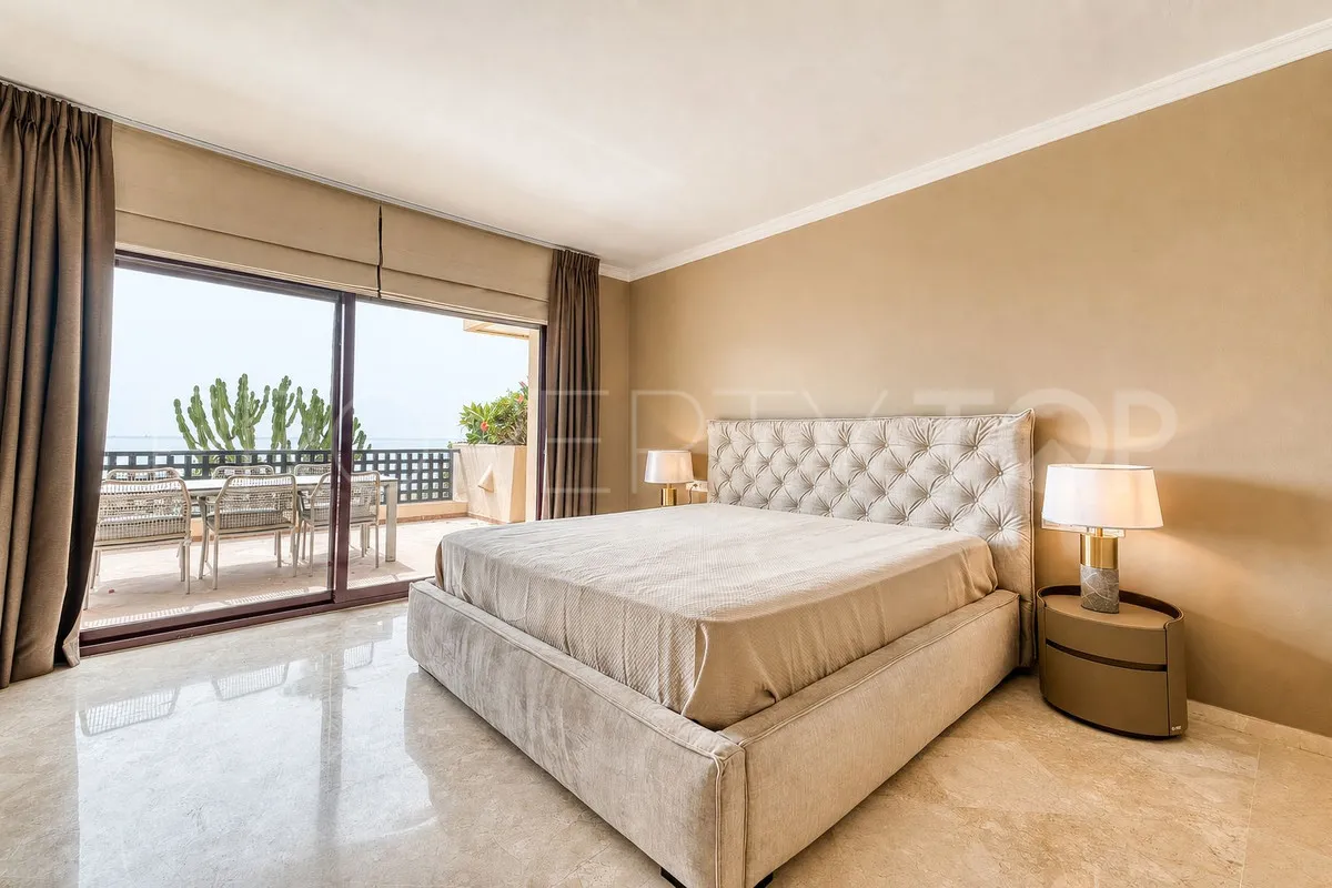 2 bedrooms apartment in New Golden Mile for sale