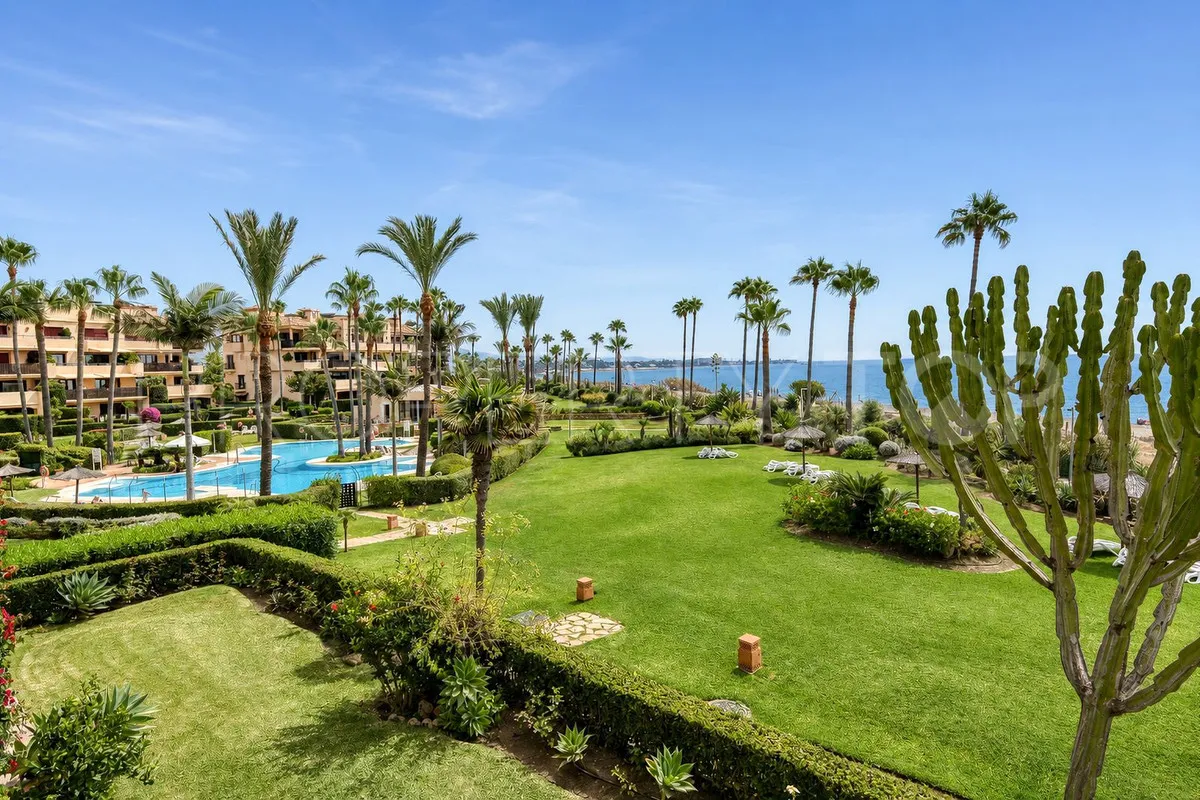 2 bedrooms apartment in New Golden Mile for sale