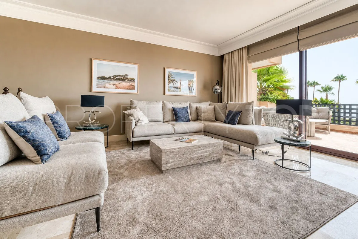 2 bedrooms apartment in New Golden Mile for sale