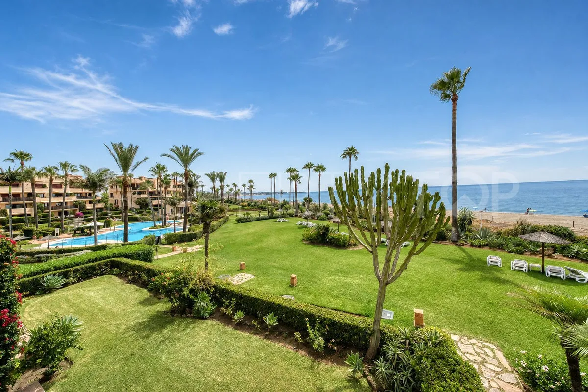 2 bedrooms apartment in New Golden Mile for sale