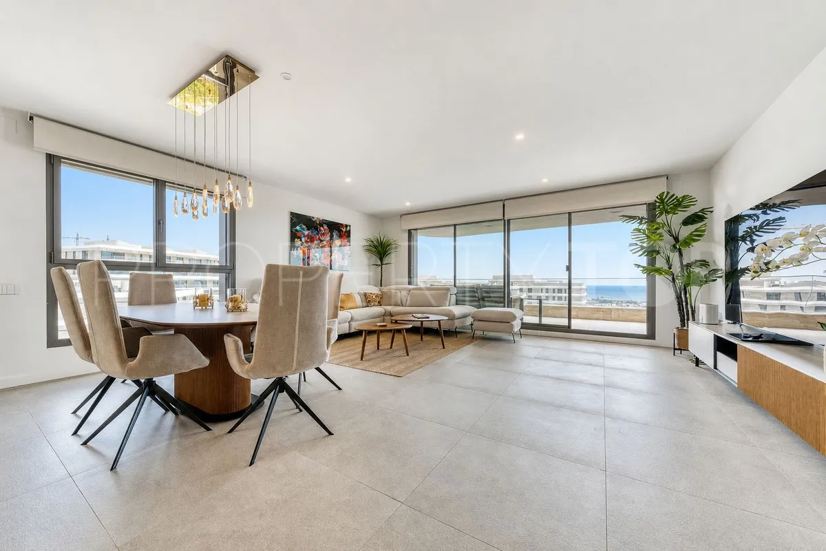 Buy apartment in Estepona