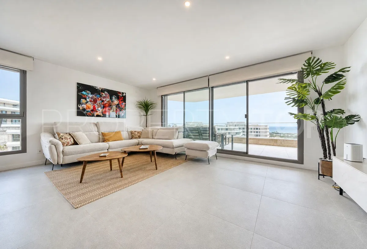 Buy apartment in Estepona