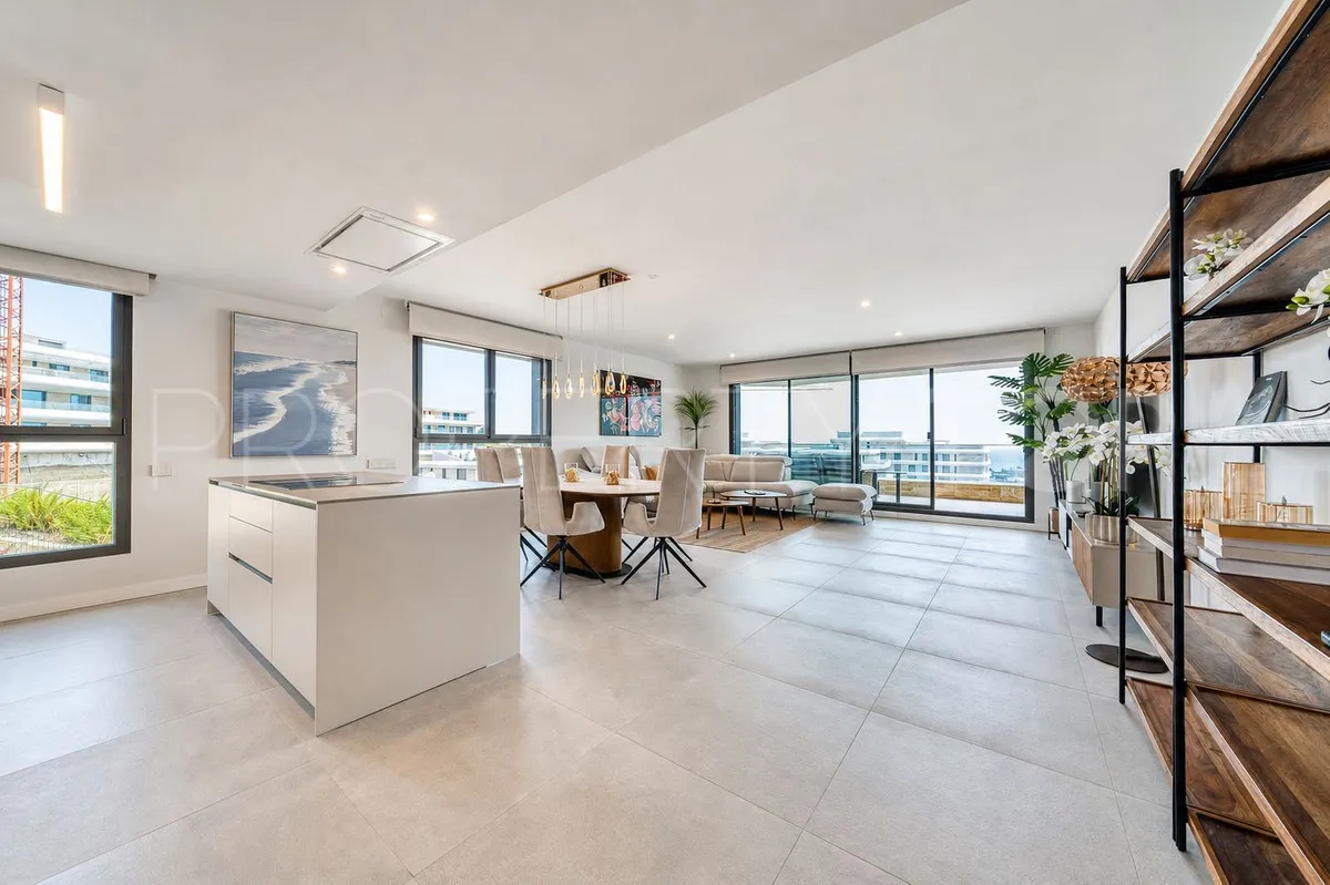 Buy apartment in Estepona