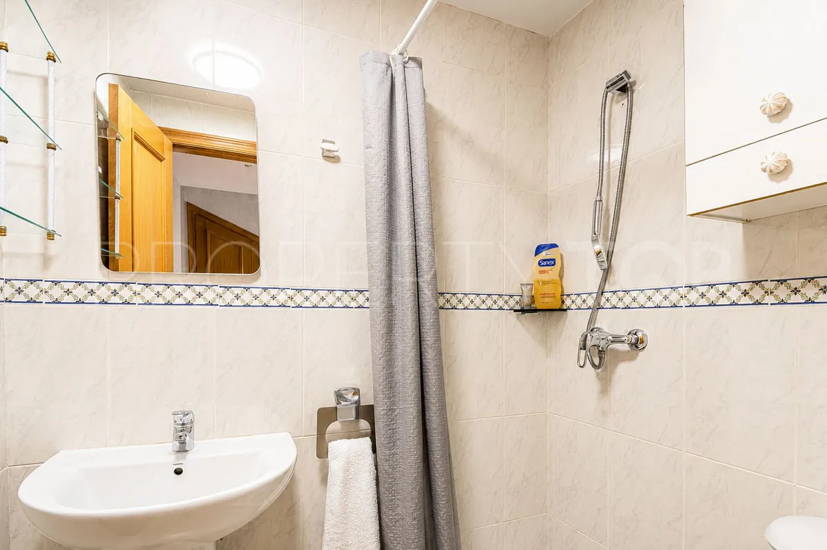 Costabella, adosado de 4 dormitorios en venta