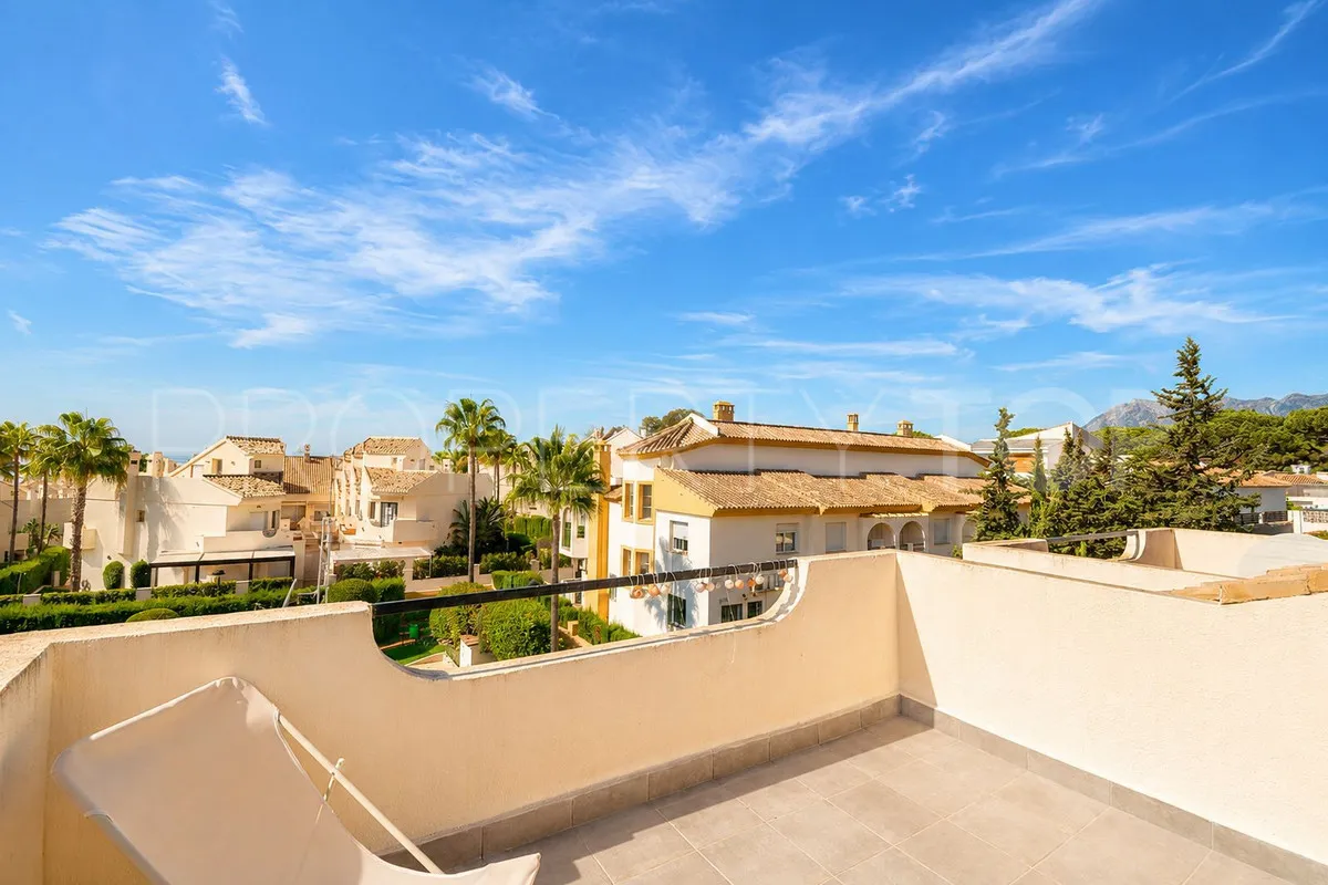Costabella, adosado de 4 dormitorios en venta
