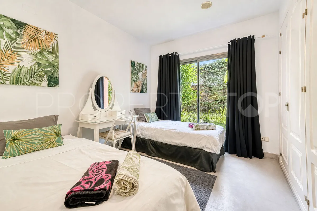 Los Flamingos, apartamento planta baja en venta